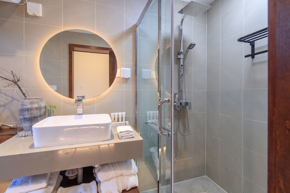 Isvara Flowing Ocean Guesthouse