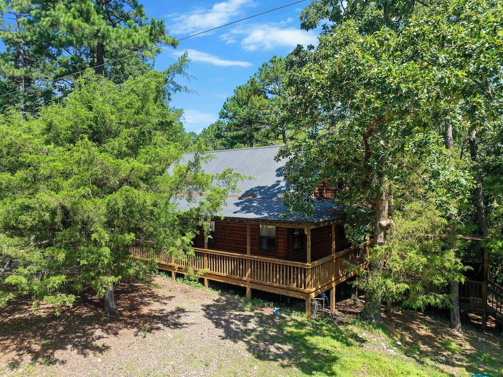 Kalo Cabin Secluded Stay