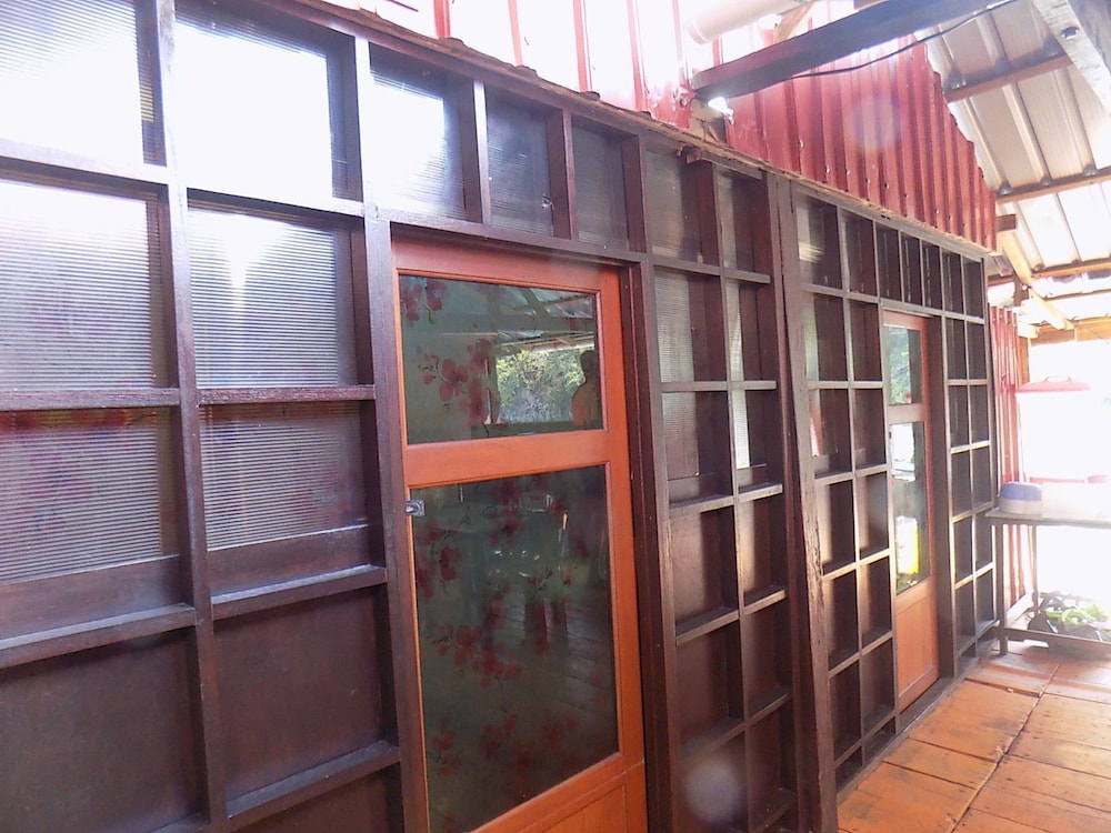 Terapung Hotel & Fish Garden