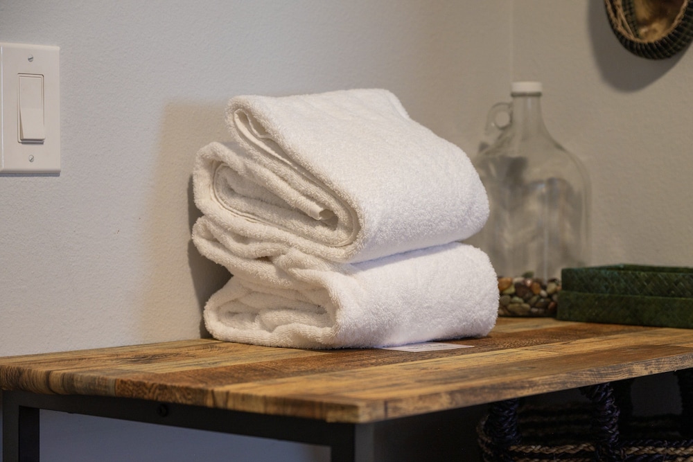Premium Unit 1305 - Zephyr Mountain Lodge 1 Bedroom Condo