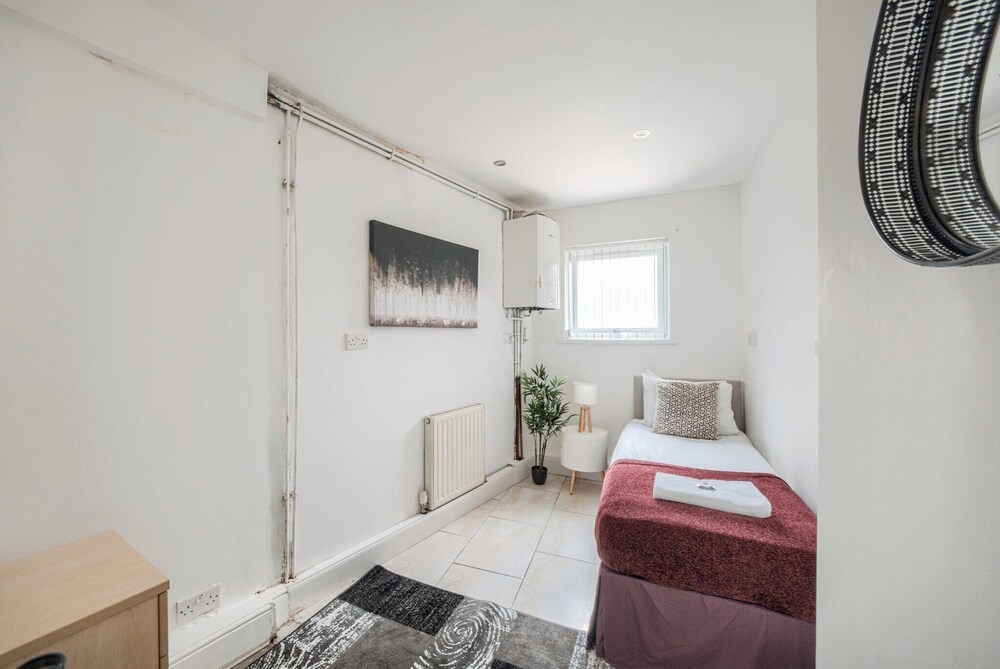 Sleeps7-pet&familyfriendly With Parking