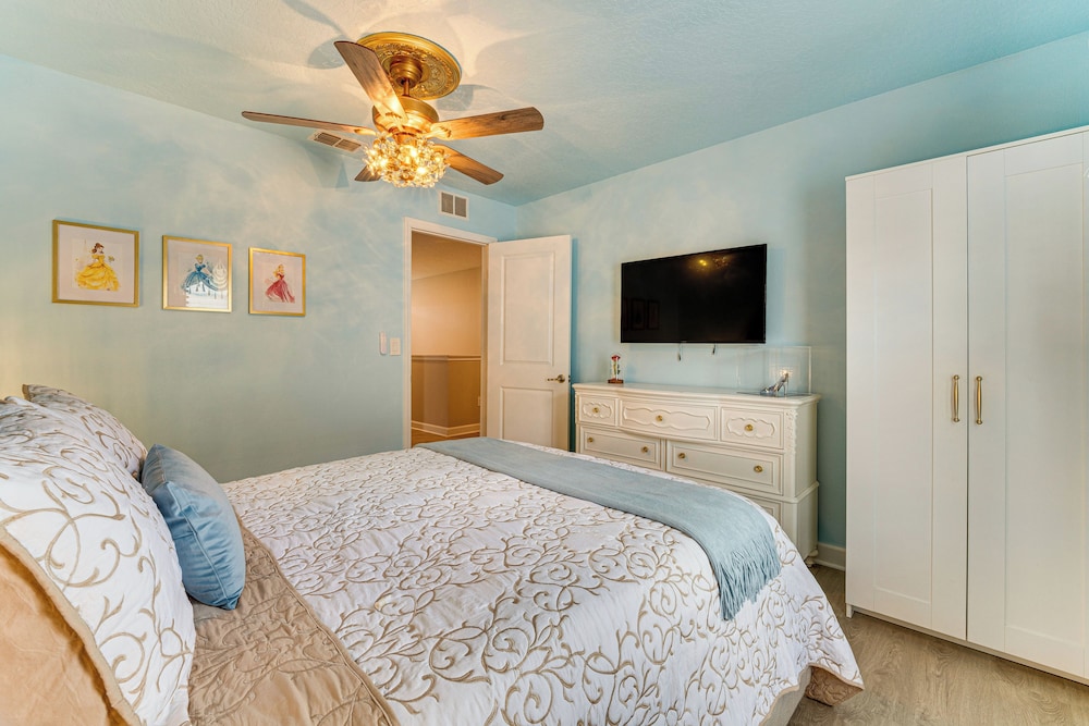 Private Pool & Game Room: Family Vacation Rental