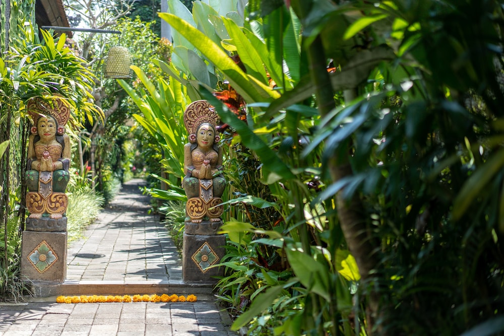 Bunut Garden Luxury Private Villa