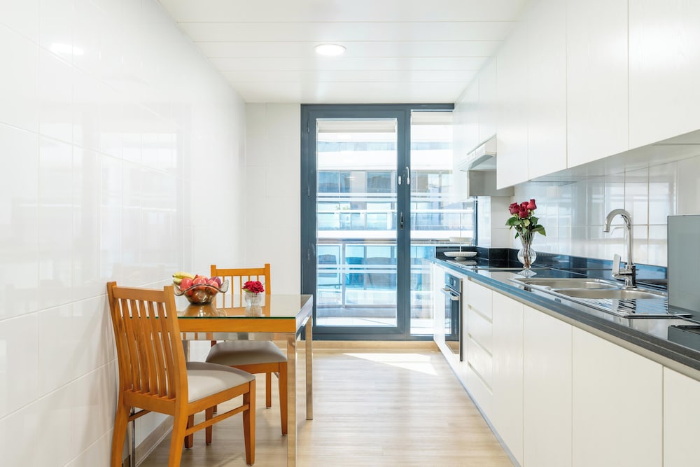 Golden Sands 10 Hotel Apartments