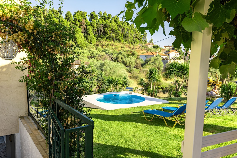 Skioni Studios