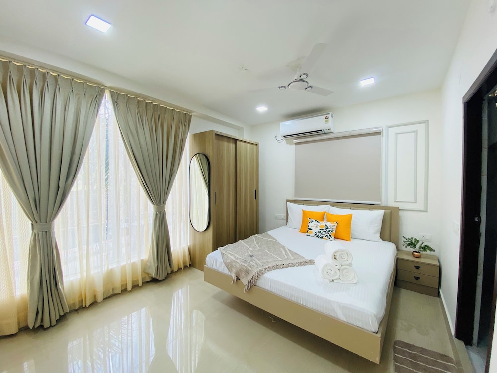 EXE Hotel Medanta