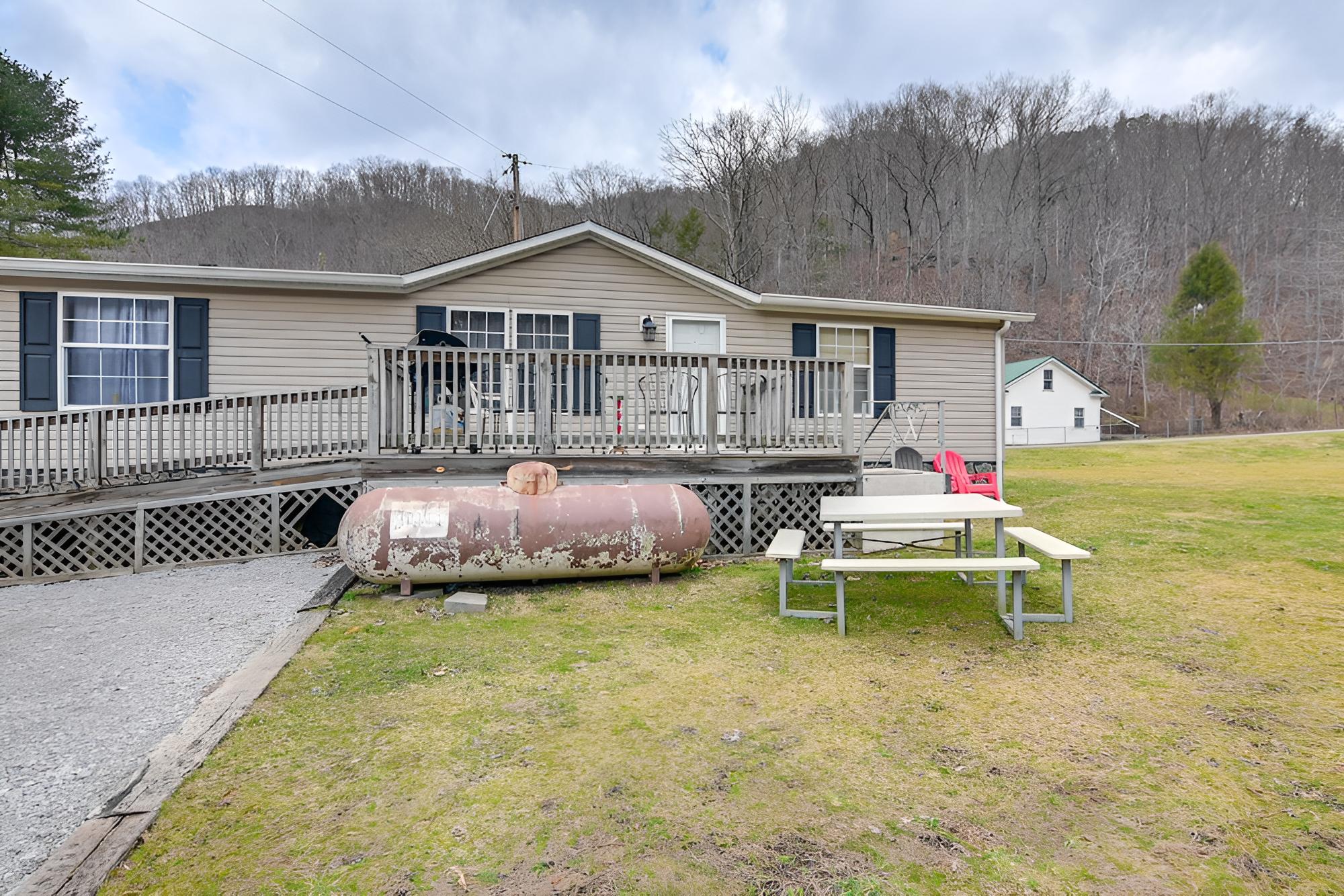 West Virginia Home Near Hatfield and Mccoy Trails! view 3