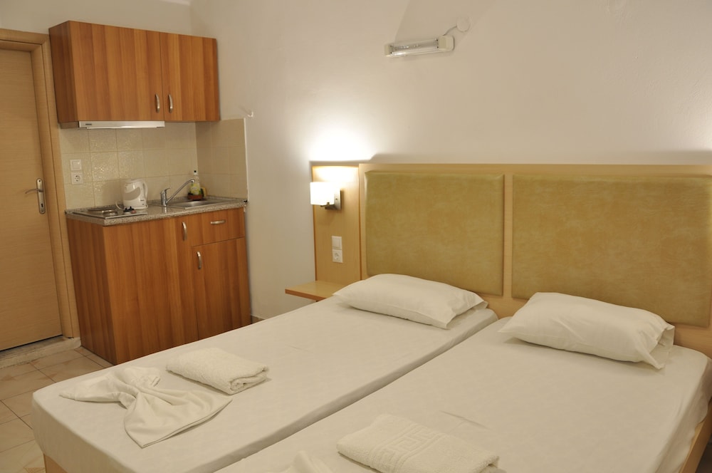 Angelos Studios photo 4