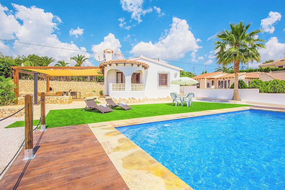 Villa Neus