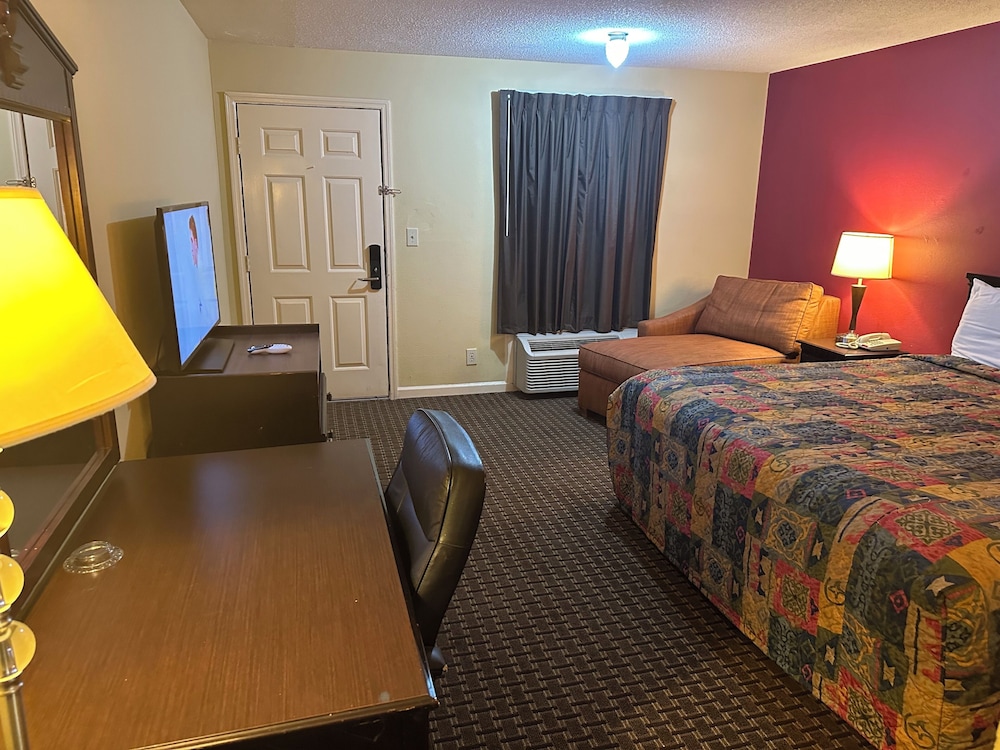 Royal Inn - Property Image 6