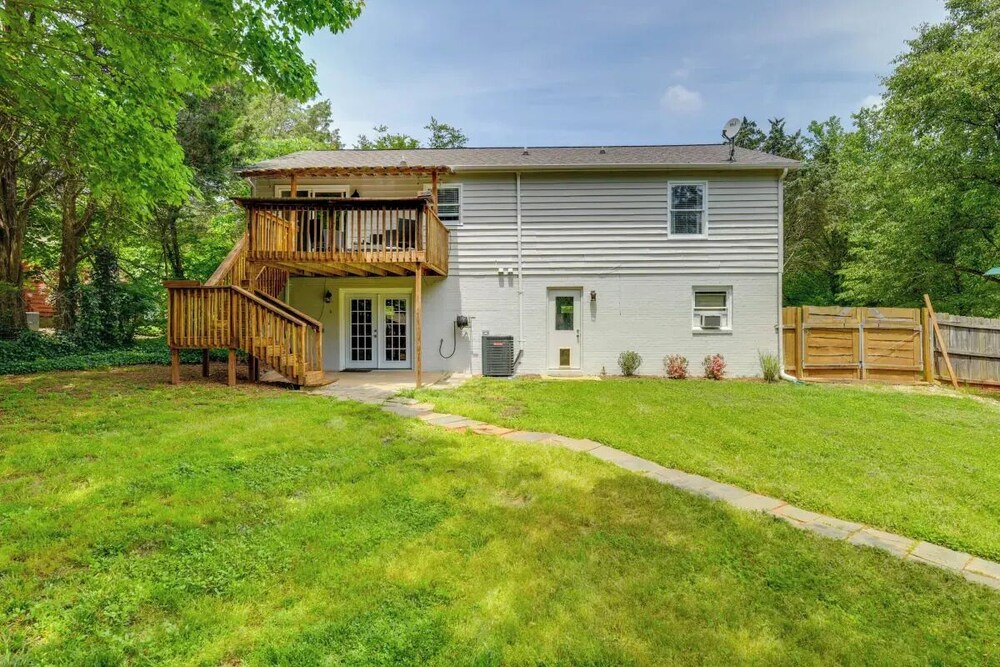 Pet-Friendly Lake Norman Retreat