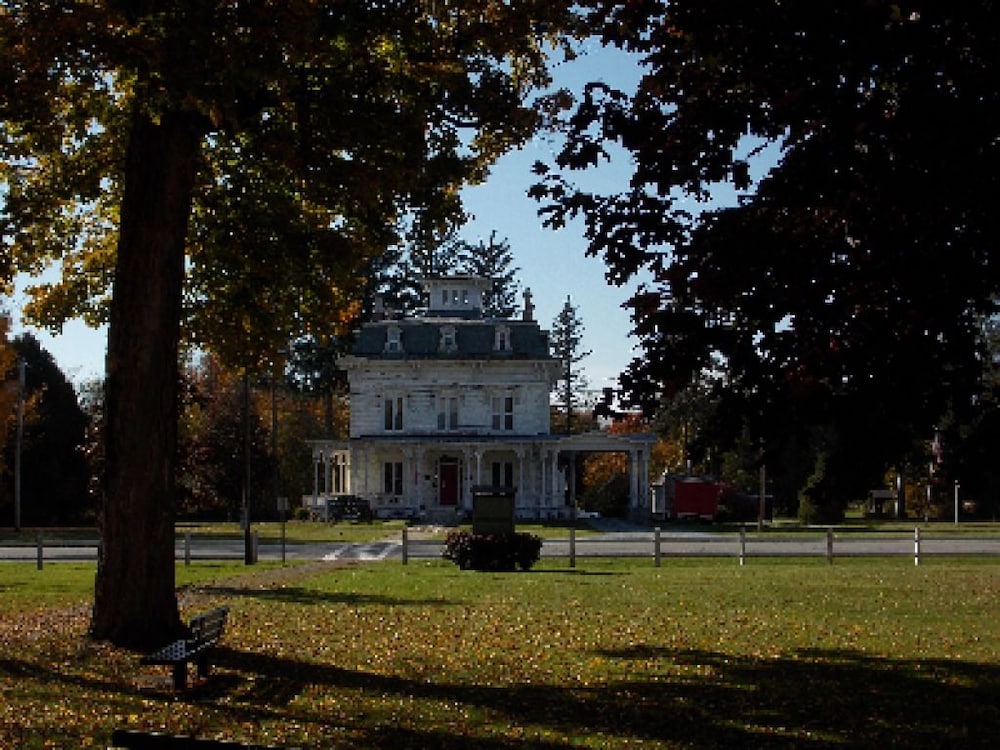 Marble Mansion Inn