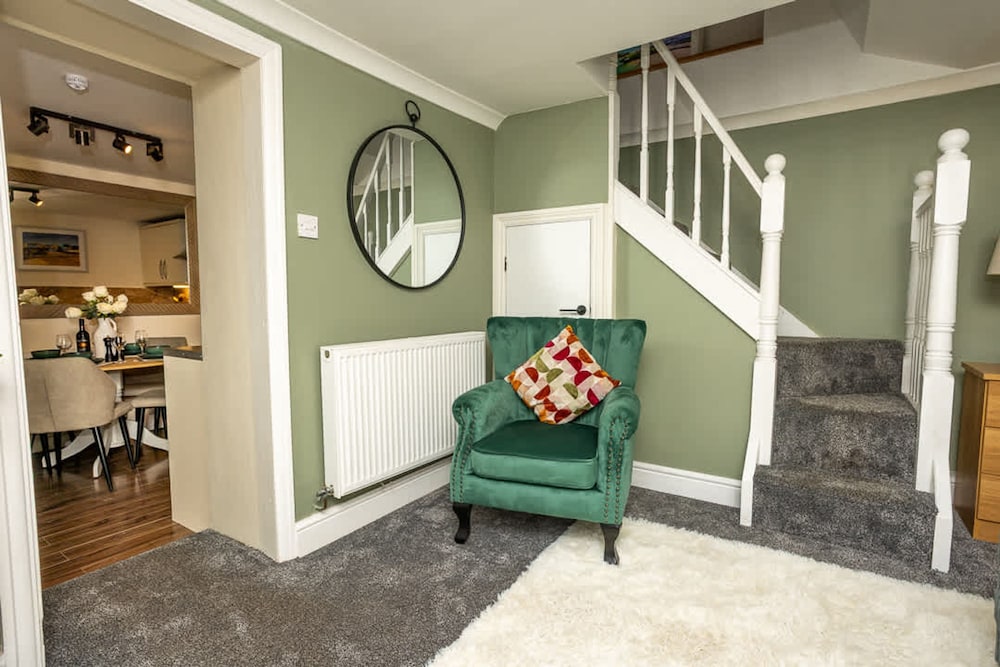 Rose Cottage - 2 Bedroom Cottage - Penally
