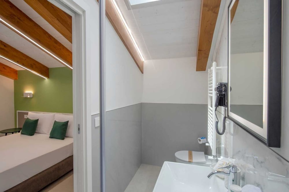 Rossy Palace Amalfi Coast Suites