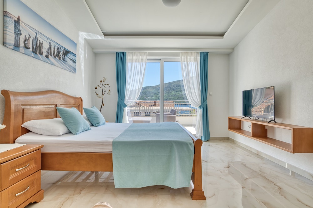 Apartments Ljubica