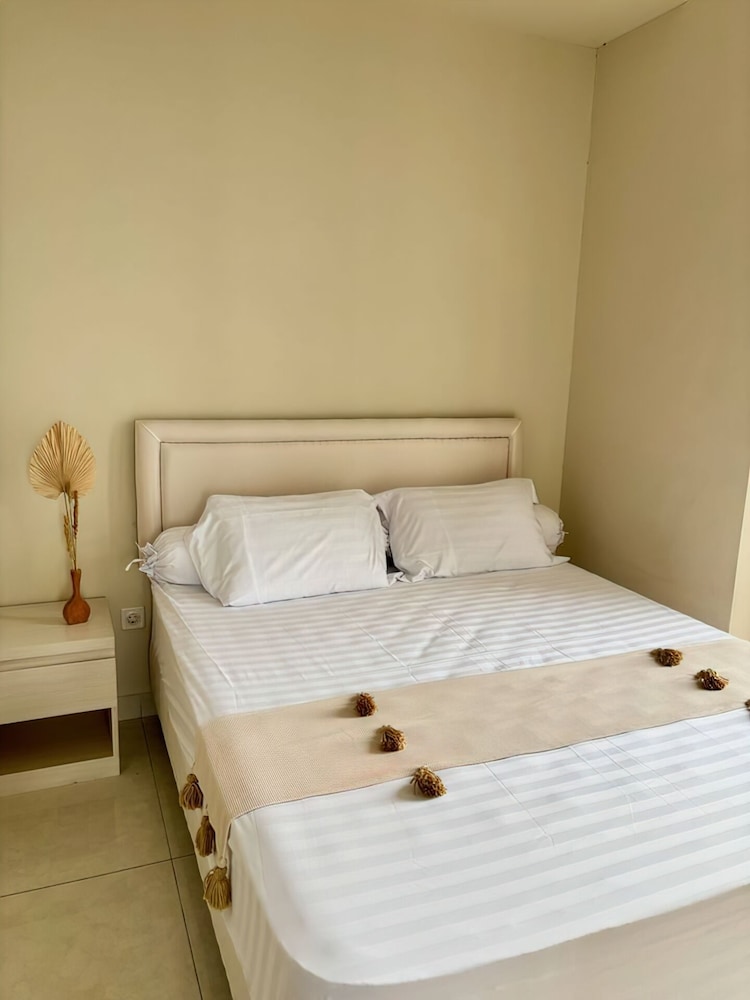 Premium Taman Anggrek Residences