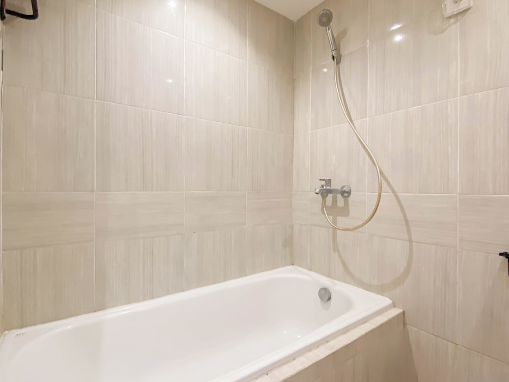 Modern Look 1Br Apartment At Vasanta Innopark