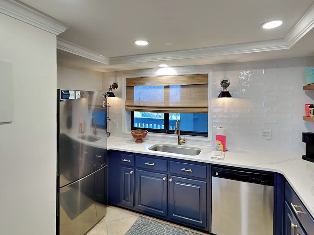 Shipwatch Surf & Yacht #301D by Southern Vacation Rentals