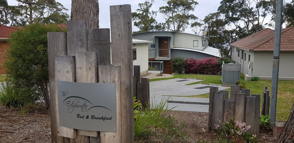 The Edgewater Bed & Breakfast
