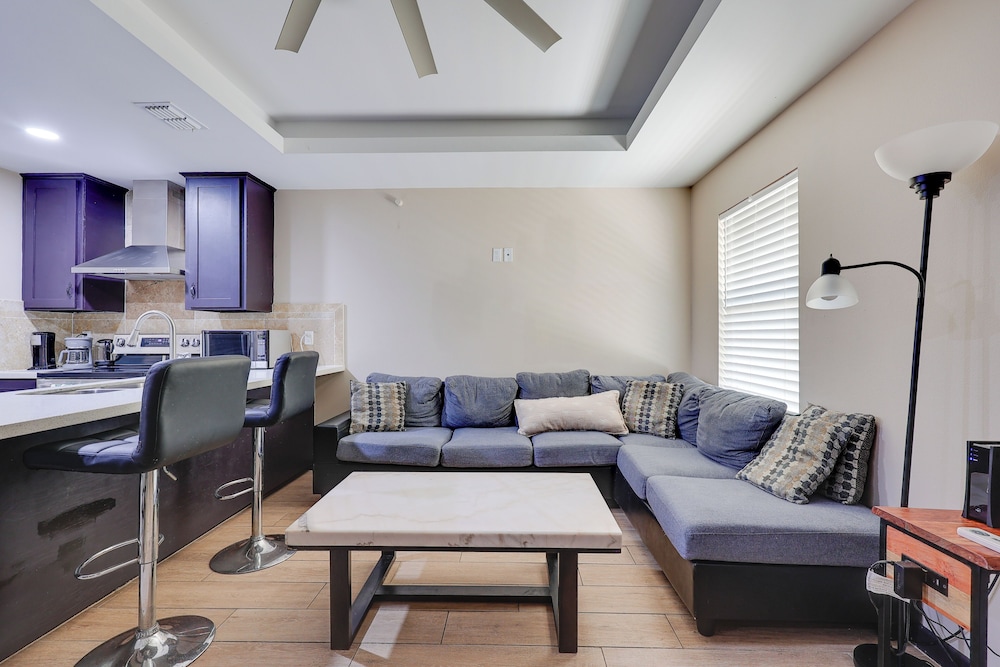 1 Mi to Airport: Mcallen Home w/ Patio!
