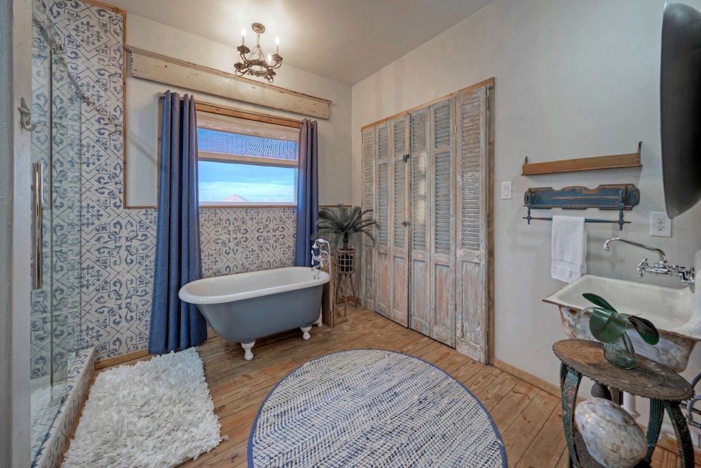 Fish Camp Buyout by Avantstay Unique 6bdr Escape Private Pool Views