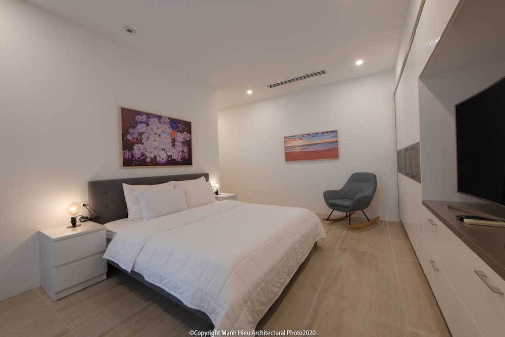 The Bridge Luxury Villa view 5