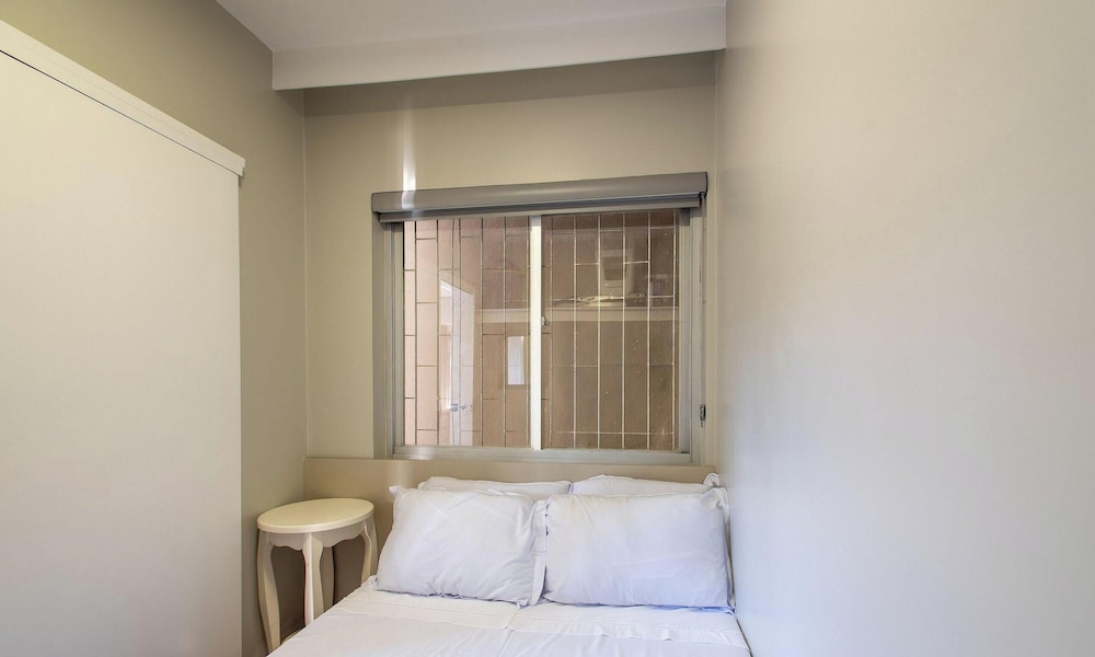 3 Bedroom Apartment 110 m From the Beach Emd0012