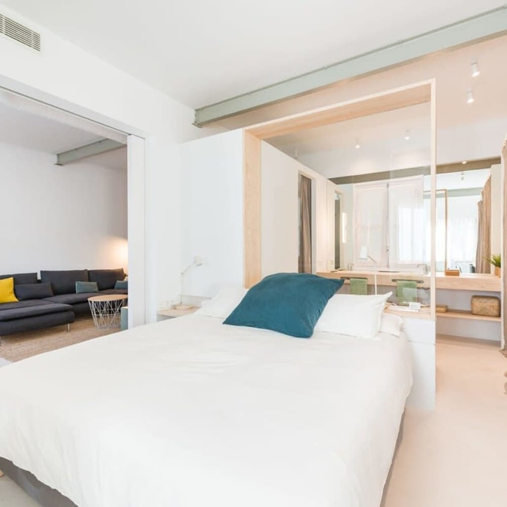 Delicias Designer 2 Bedroom Apartment in Atocha