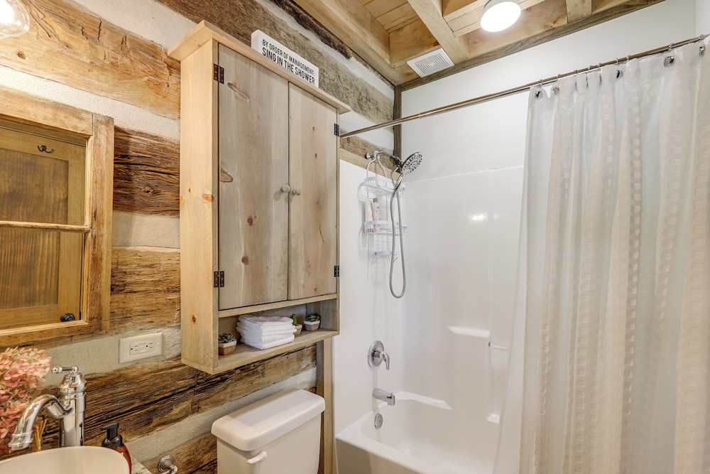 Hike, Leaf Peep & More: Sleek Cabin in Weaverville