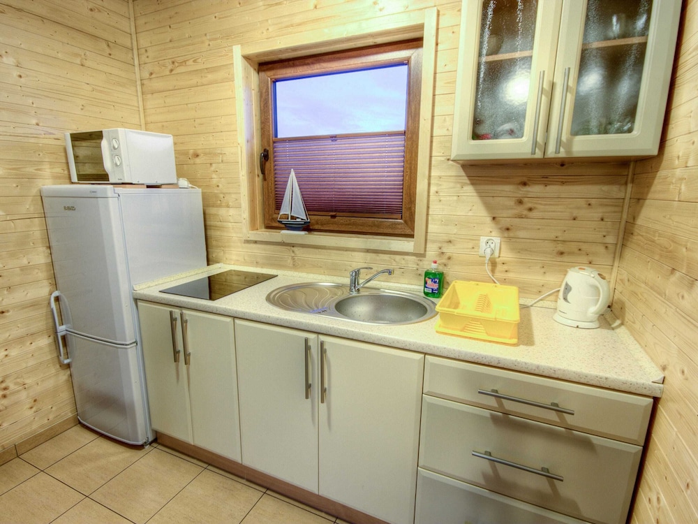 Holiday Home near Sea view 4