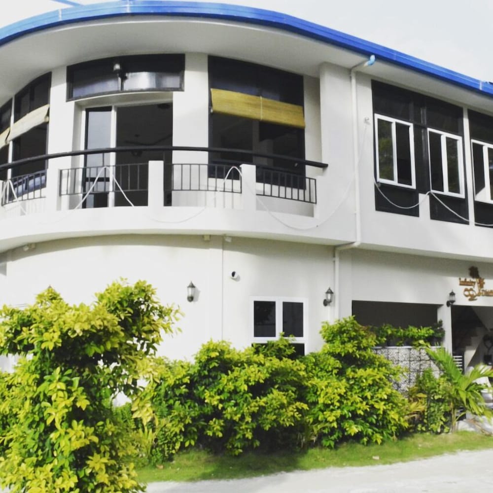 Infinity Dhiffushi photo 2