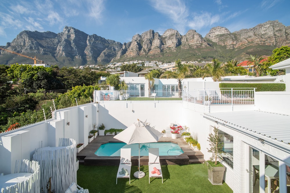 Funkey Villas