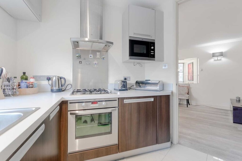 Incredible, Modern Apartment in South Kensington