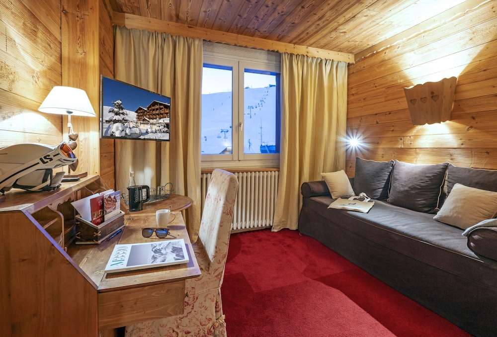 Huez Vacations - Hotel Au Chamois d'Or by Les Etincelles - Property Image 65
