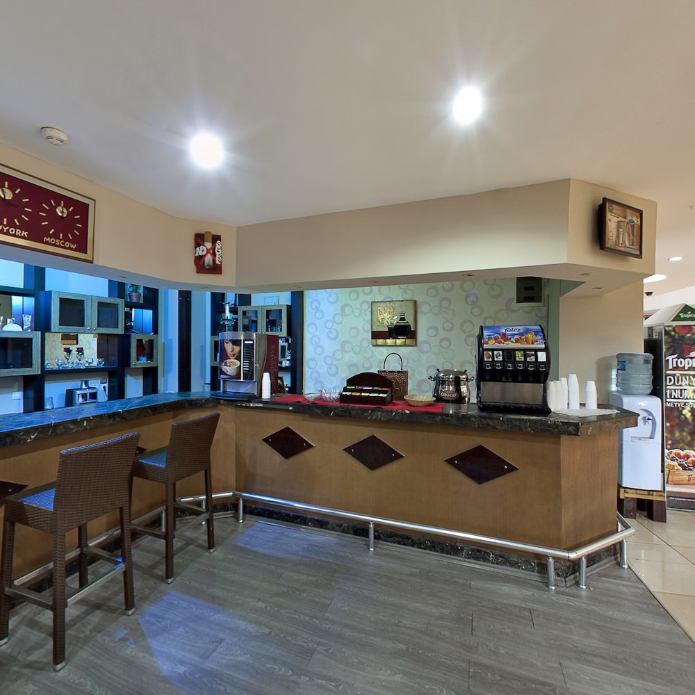Lims Bona Dea Beach Hotel – All Inclusive