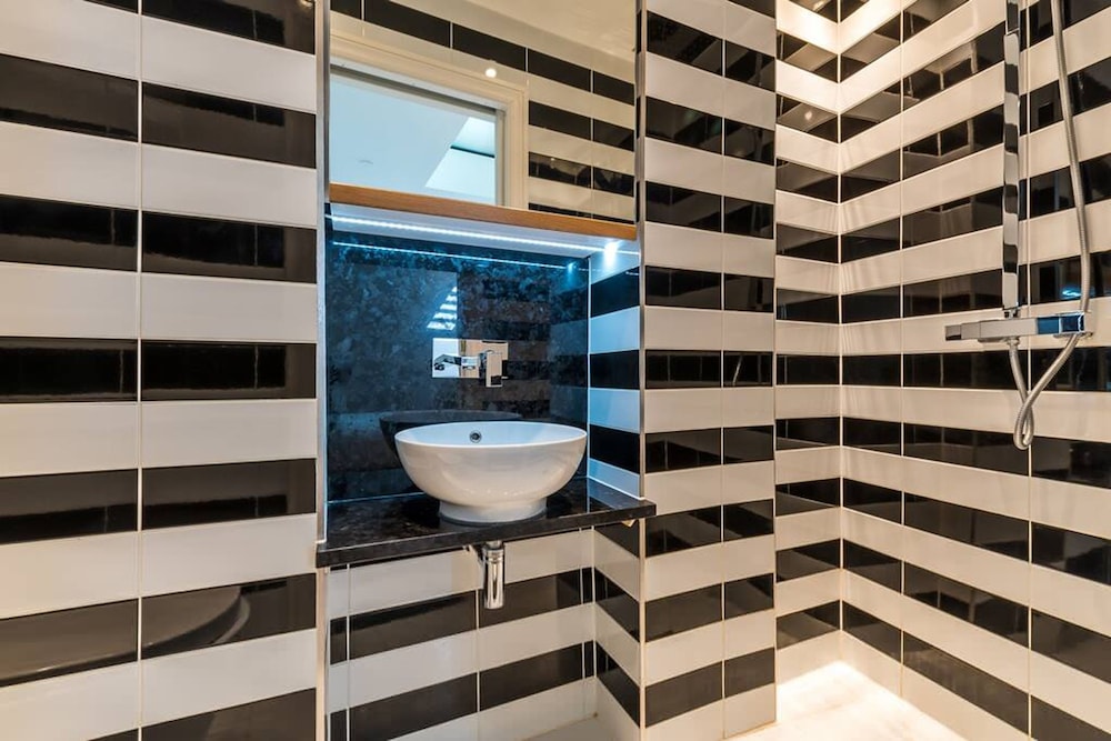 Spacious 4 Bed Apartment Opposite British Museum