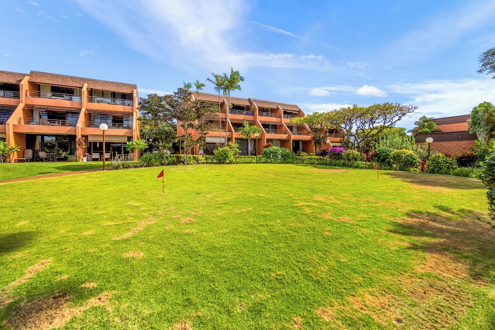 Kuleana Club - 402