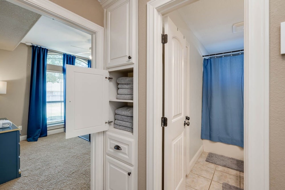 4bed 3bath Close2a M Santa s Wonderland Hospital L2 EV