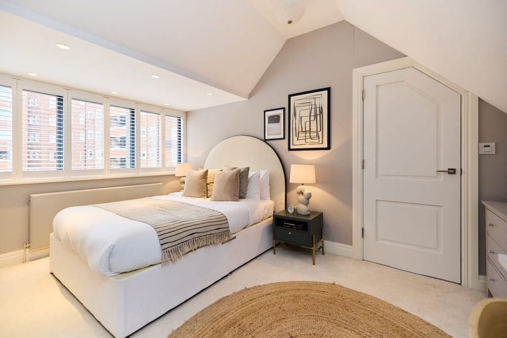 The Regent s Park Scenery - Spacious 3bdr House w Garden and Study Room
