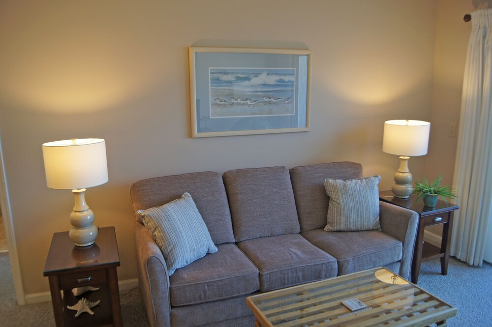 Sea Cloisters 303e 2 Bedroom Condo by RedAwning