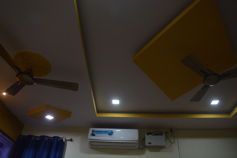 Hotel Mid Town Daringbadi