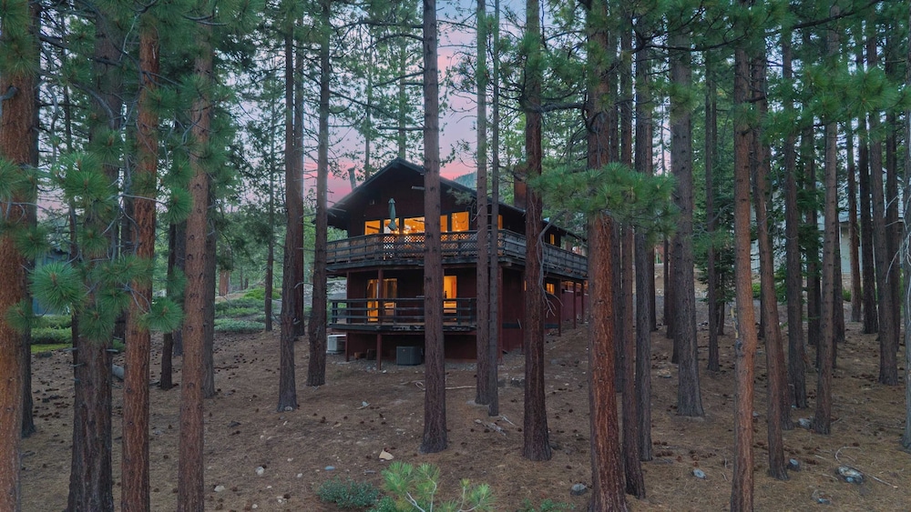 Secluded Incline Village Stay w/ Deck Near Diamond Peak & Lake Cloud 9 and 1/2 by Avantstay