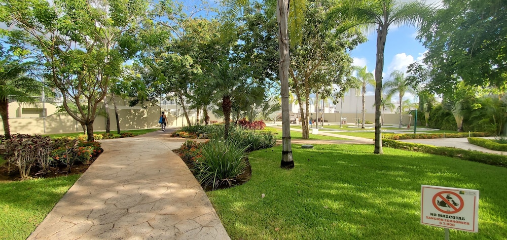JARDINES DEL SUR 5