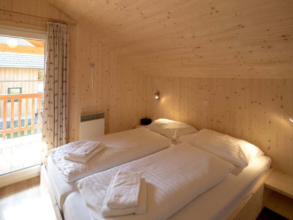 Spacious Chalet With Infrared Sauna
