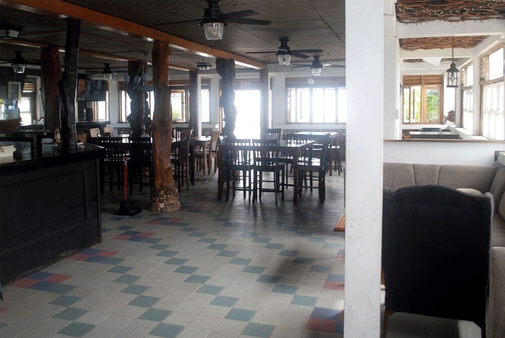 Sea Front Inn