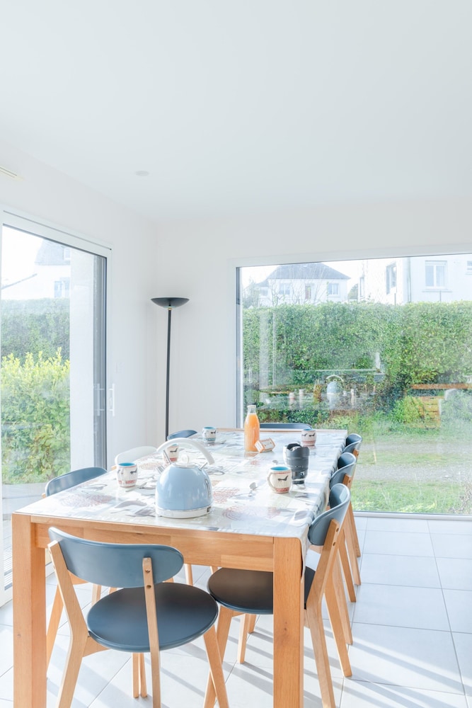 Holiday Home in Saint-pabu Near Beniguet Beach