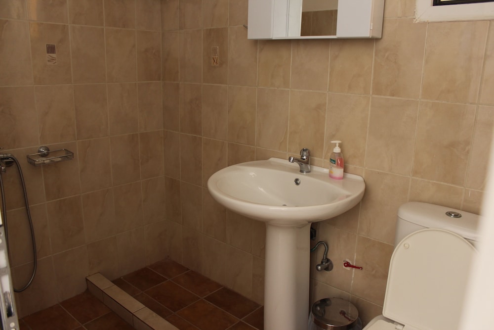 Photo 42
