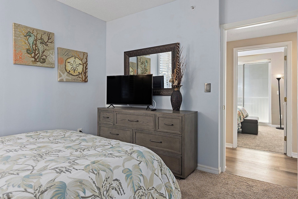 Emerald Key by Southern Vacation Rentals