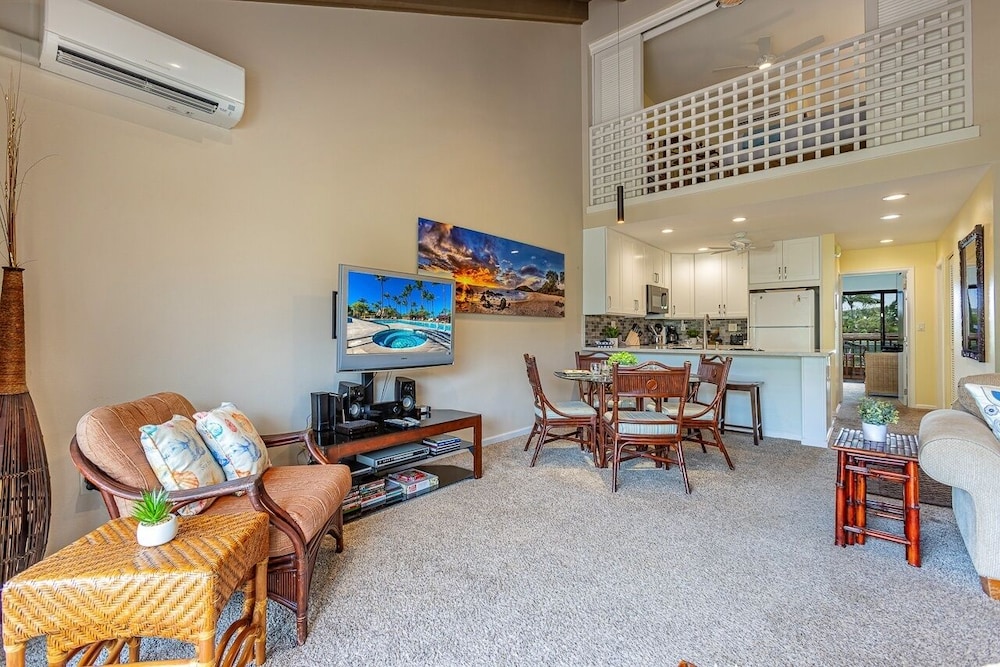 Maui Kamaole M207 2 Bedroom Condo