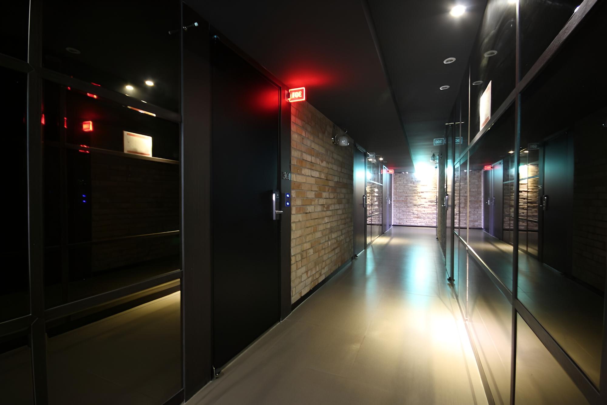 Jinju Broadway 42nd Street view 5